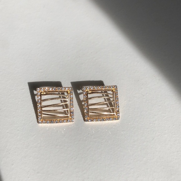 Diamond Square Earrings - Picture 5 of 8